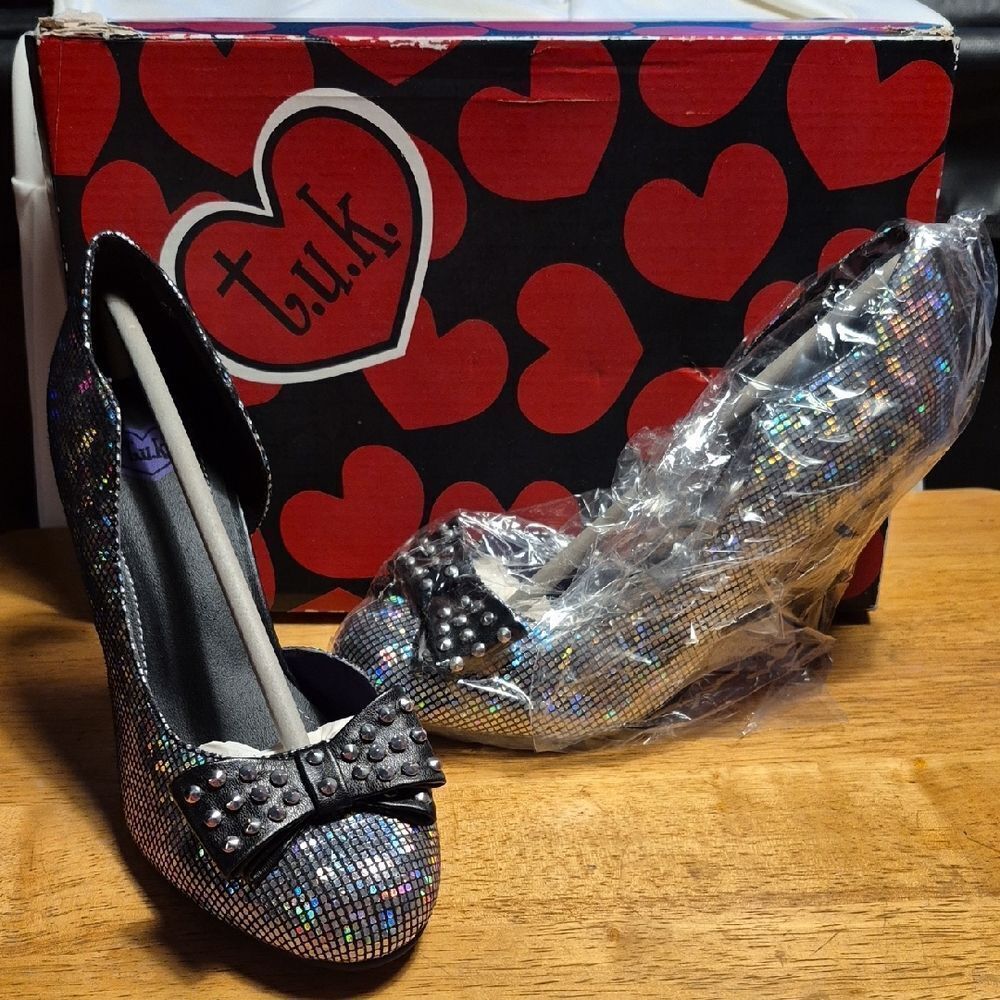 T.U.K. Size 8 Dazzle D'Orsay Sky High Heel New